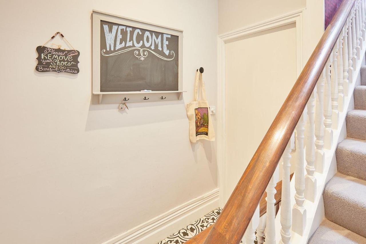 Host&Stay - Kulla Loft Harrogate Exteriör bild